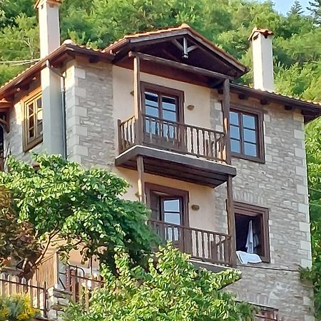 Maisonette Korfes-Κορφές-Μ Δύο Αυτόνομοι Όρoφοι Της Βίλας Κορφές Για Οικογένειες Και Μικρές Παρέες Karpenisi Ngoại thất bức ảnh