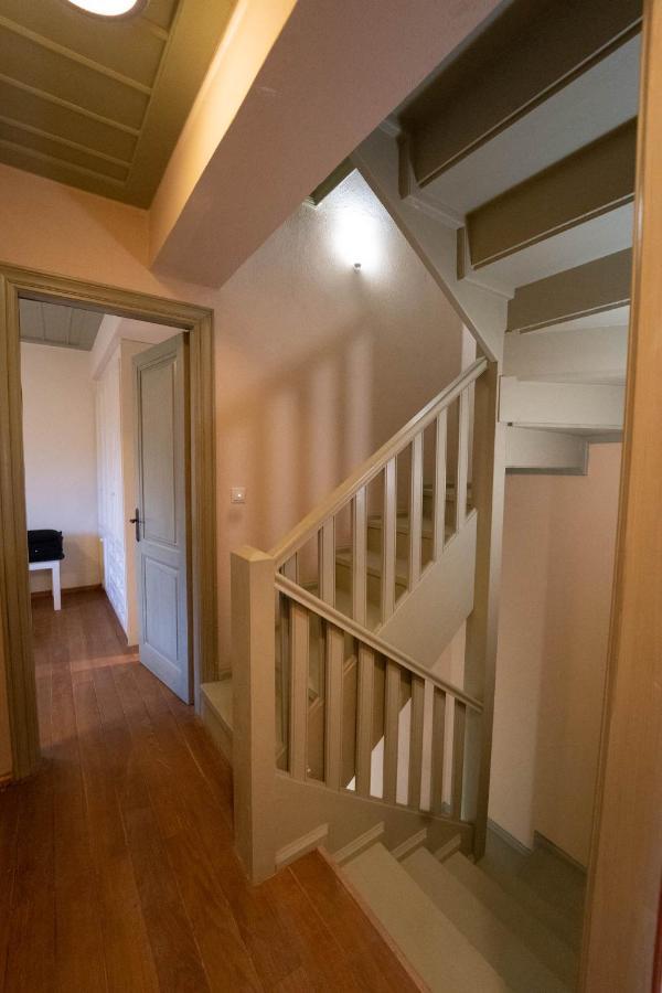 Maisonette Korfes-Κορφές-Μ Δύο Αυτόνομοι Όρoφοι Της Βίλας Κορφές Για Οικογένειες Και Μικρές Παρέες Karpenisi Ngoại thất bức ảnh