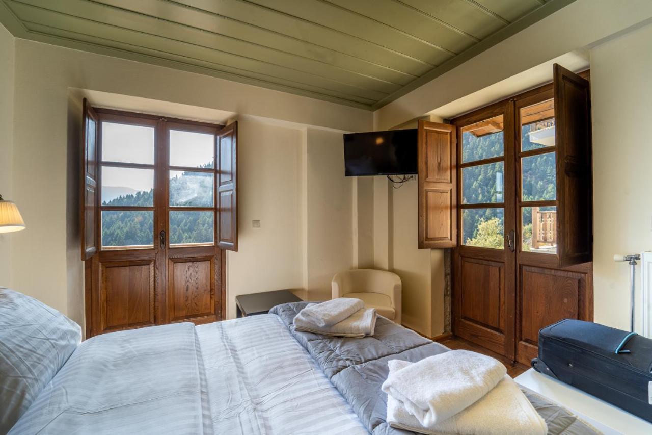 Maisonette Korfes-Κορφές-Μ Δύο Αυτόνομοι Όρoφοι Της Βίλας Κορφές Για Οικογένειες Και Μικρές Παρέες Karpenisi Ngoại thất bức ảnh